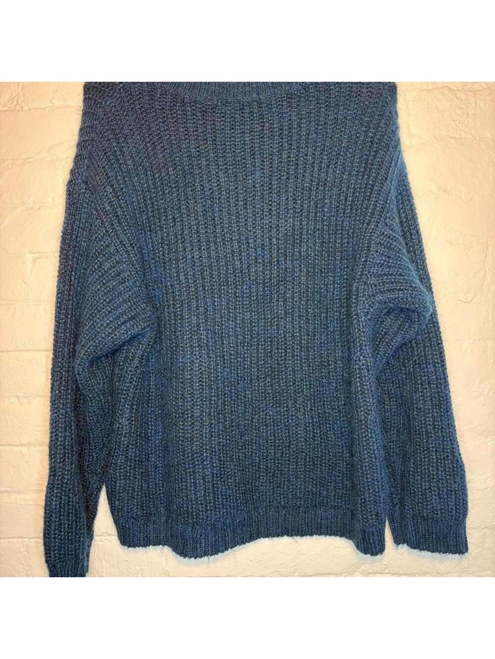 Uniqlo Blue Mohair Blend Chunky Knit Sweater Size M Oversized Crewneck Cozy